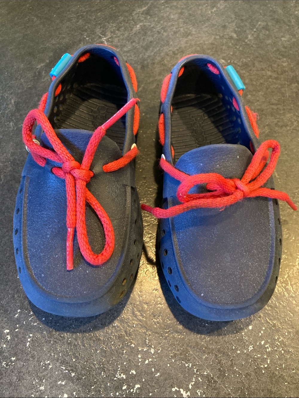 Kids People blue closed toe water shoe sandals shoes size 8